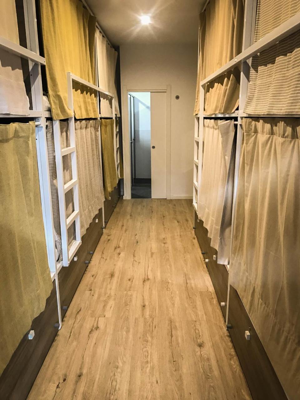 Bed 10-Bed Mixed Dormitory Room